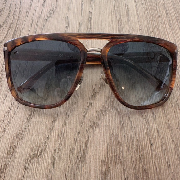 GUCCI Tortoise Havana with Gray Gradient Lens - Picture 11 of 11